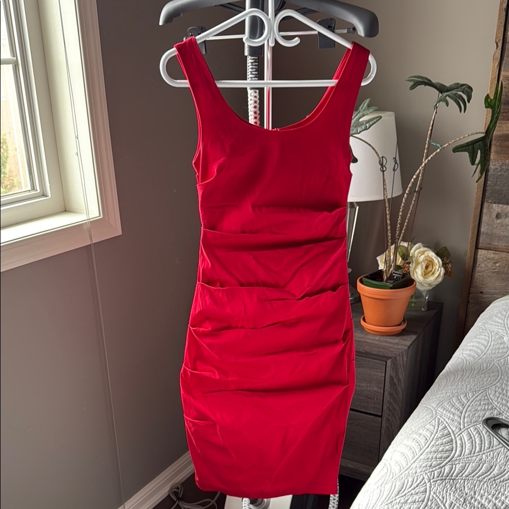 Chic Red Sleeveless Mini Dress